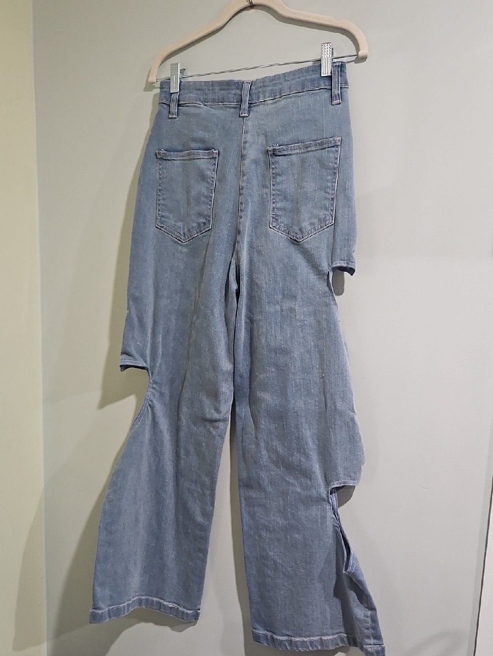 Free People x Native Youth Heart Cut Out Wide Leg Jeans Size Small - Picture 6 of 6